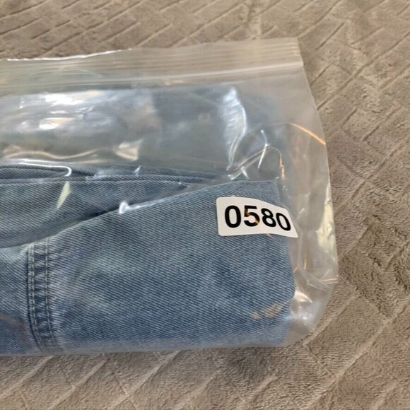 Prettylittlething Womens 10 Denim Jean Short Shorts Blue Distressed High Rise - Picture 10 of 10